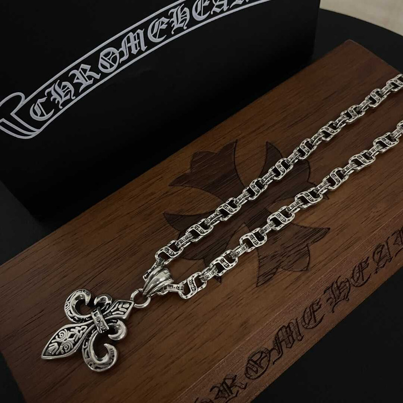 Ch*0me heart titanium steel crow heart cross necklace